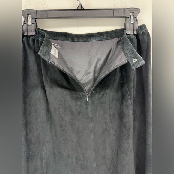 Chico’s size 3/XL Women’s Black Suede Leather Lined A-line Maxi Skirt - Picture 6 of 7